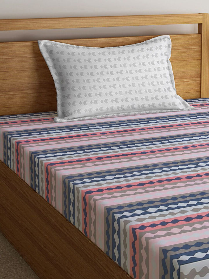 KLOTTHE Pink Chevron Polycotton 300 TC Single Cadar Halus dengan Sarung Bantal-87 x 59 inci