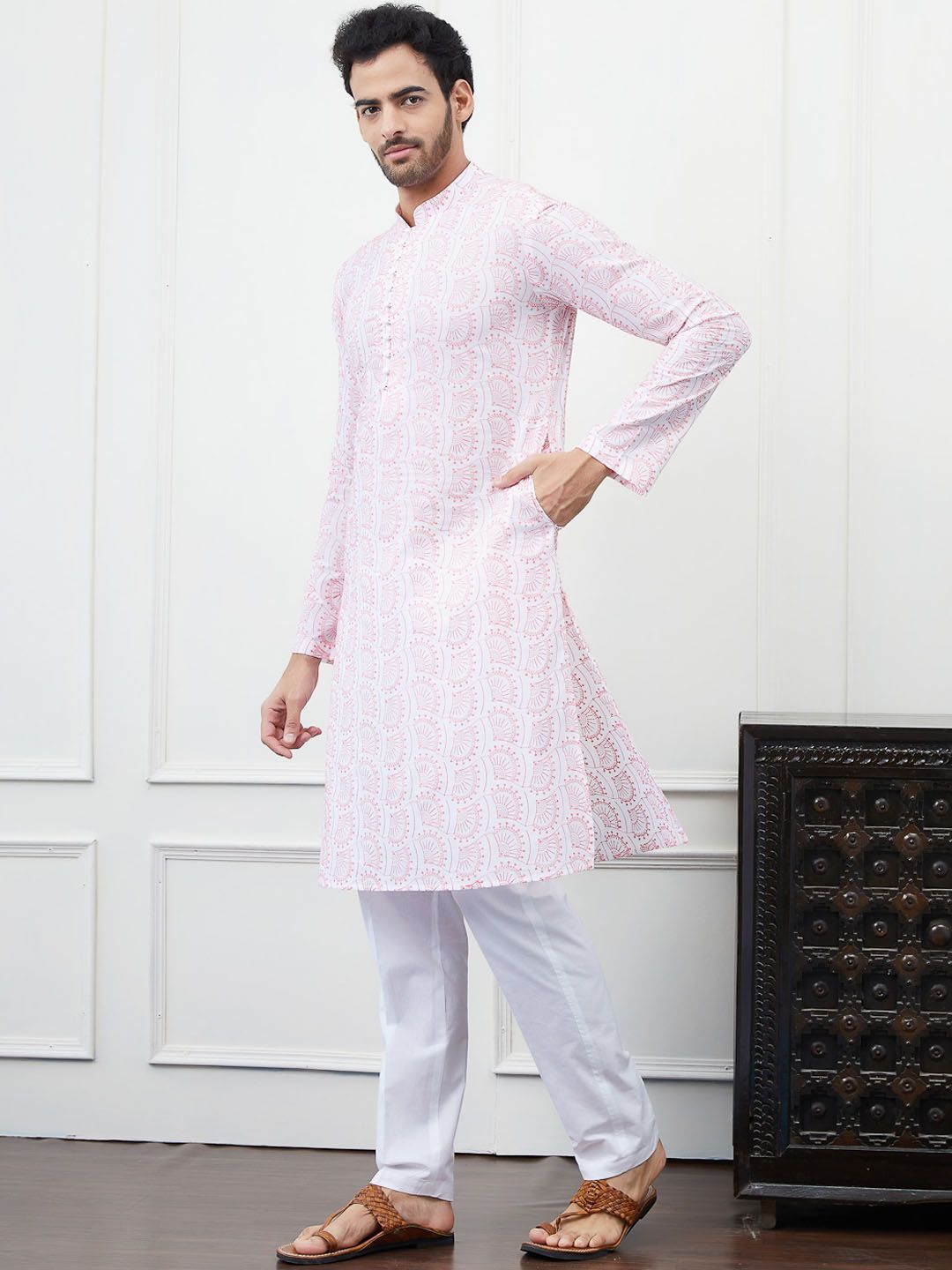 See Designs Floral Embroidered Chikankari Pure Cotton Straight Kurta with Trouser