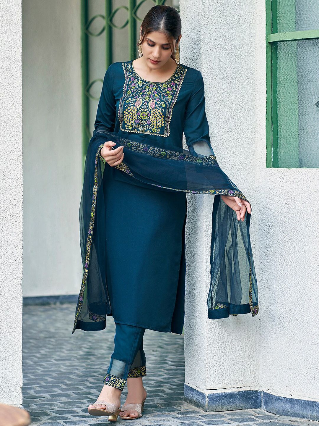 KALINI Ethnic Motifs Yoke Design Gotta Patti Straight Kurta with Trousers & Dupatta