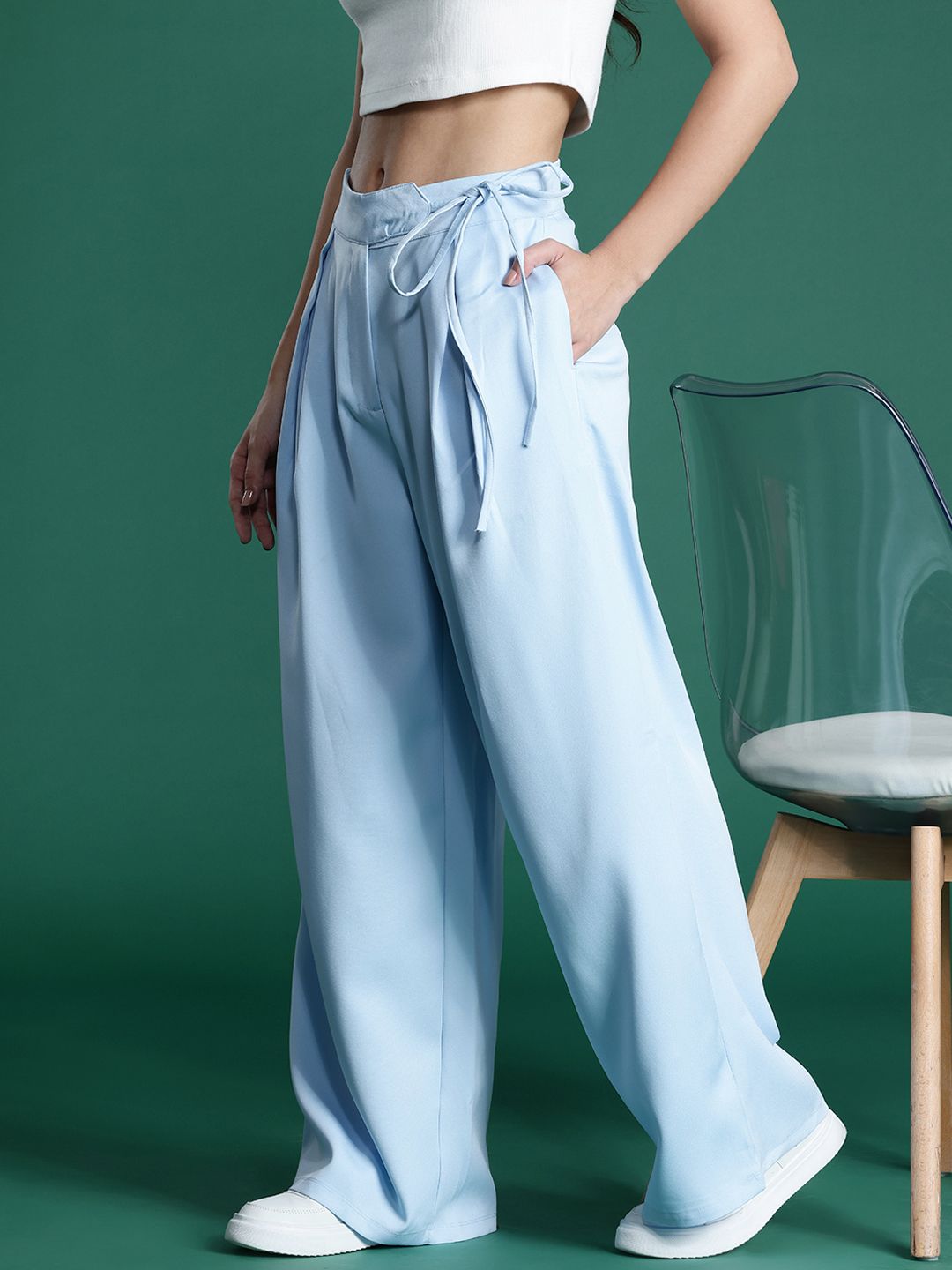 DressBerry Women Mid-Rise Pleated Trousers