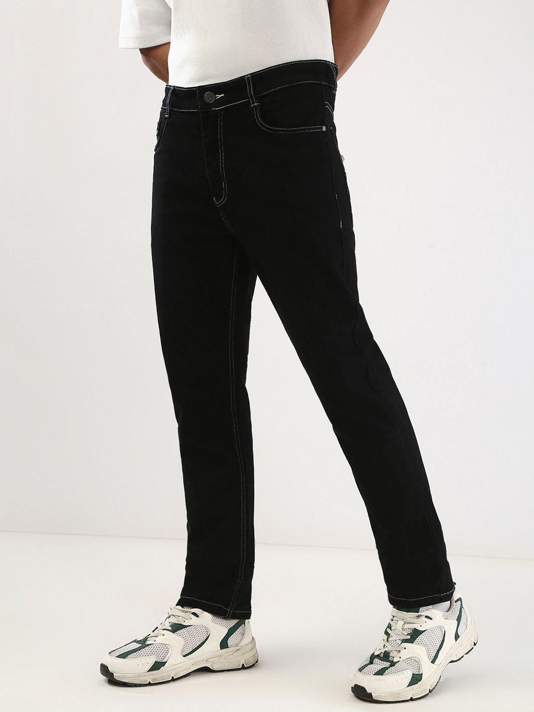 Urbano Fashion Men Straight Fit Mid-Rise Stretchable Jeans