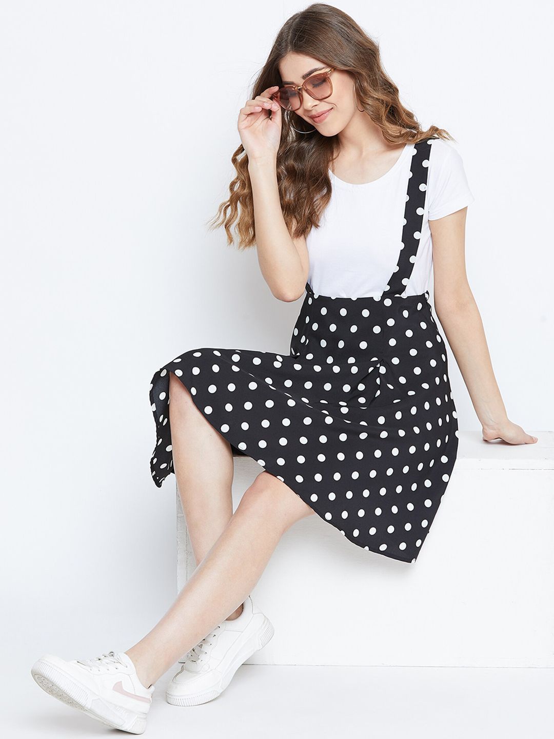 Berrylush Women Black & White Printed Flared Skirt