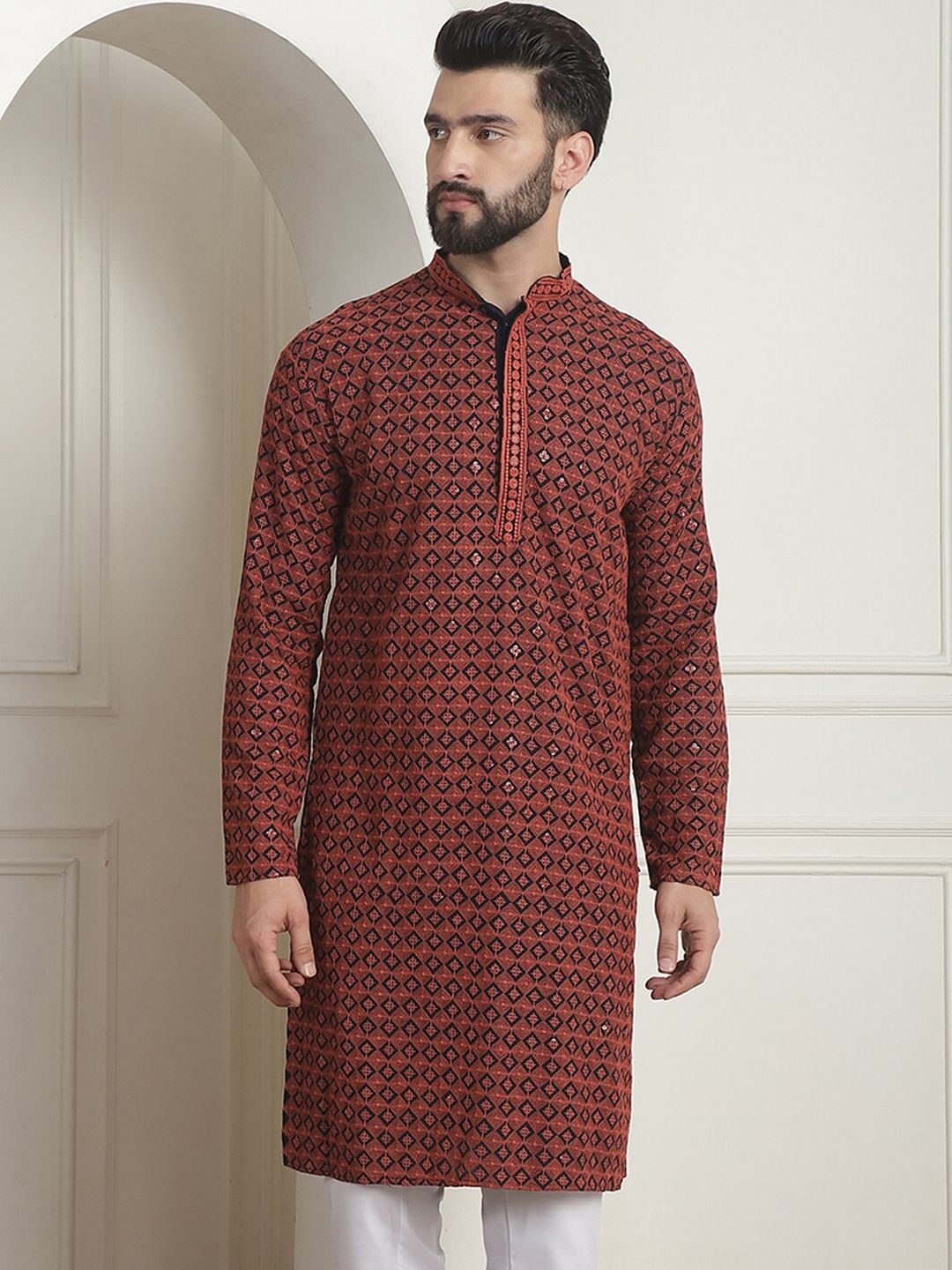 SOJANYA Kolar Mandarin Sulam Geometrik Lengan Panjang Kurta Lurus
