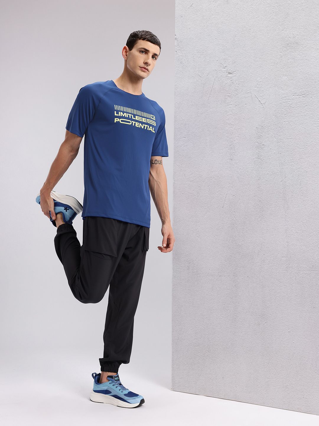 HRX by Hrithik Roshan Typography Print Raglan Sleeves Training T-shirt