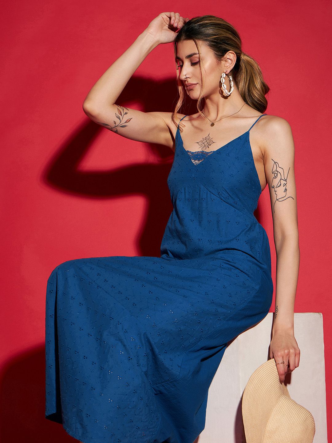 Tali bahu biru Sassafras Pakaian A-Line