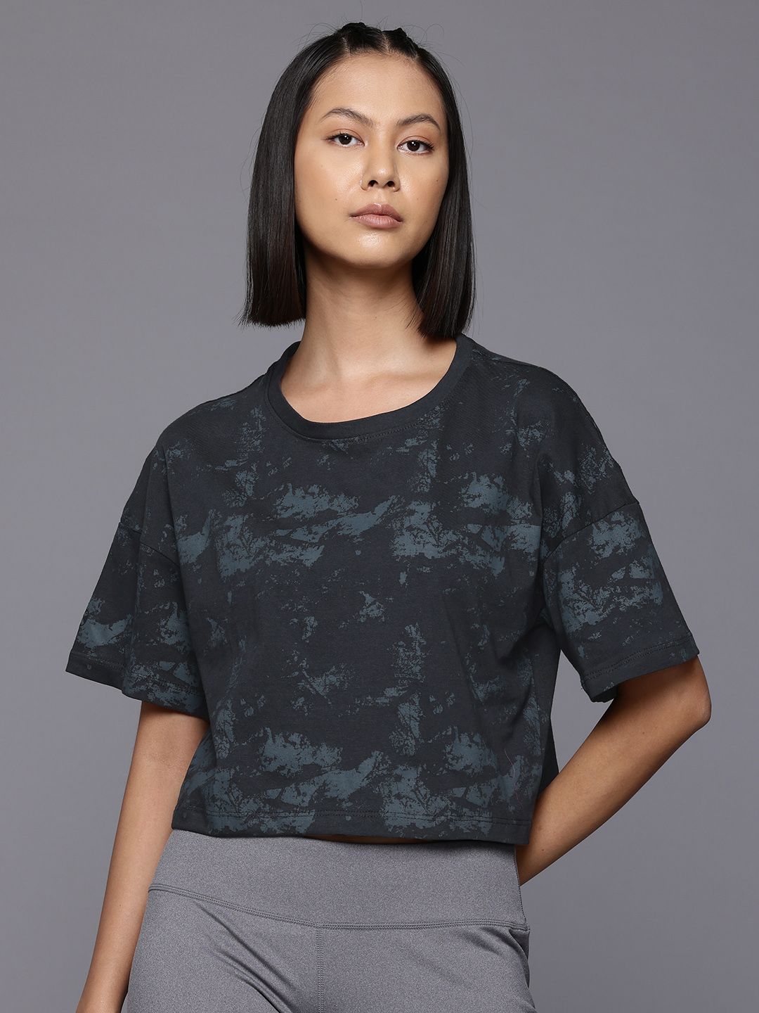 HRX by Hrithik Roshan Abstract Printed Yoga T-shirt