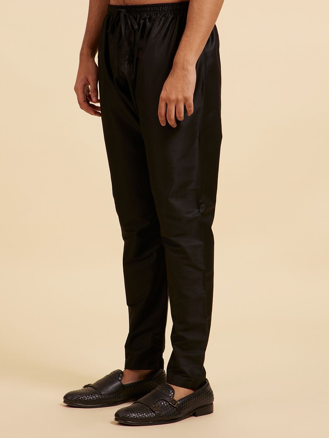 Diwas By Manyavar Men Mid Rise Art Silk Pyjamas