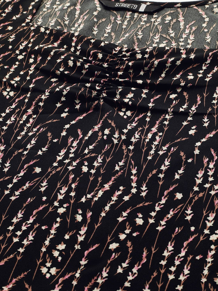 STREET 9 Women Black & Pink Floral Printed A-Line Dress