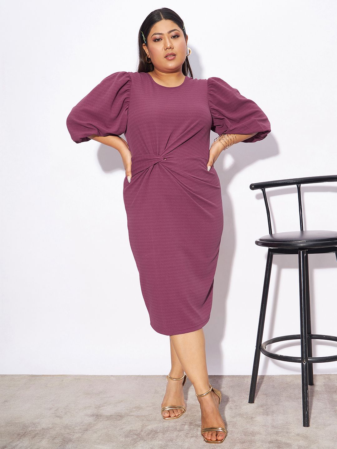 SASSAFRAS Curve Plus Size Puff Sleeve Sheath Dress