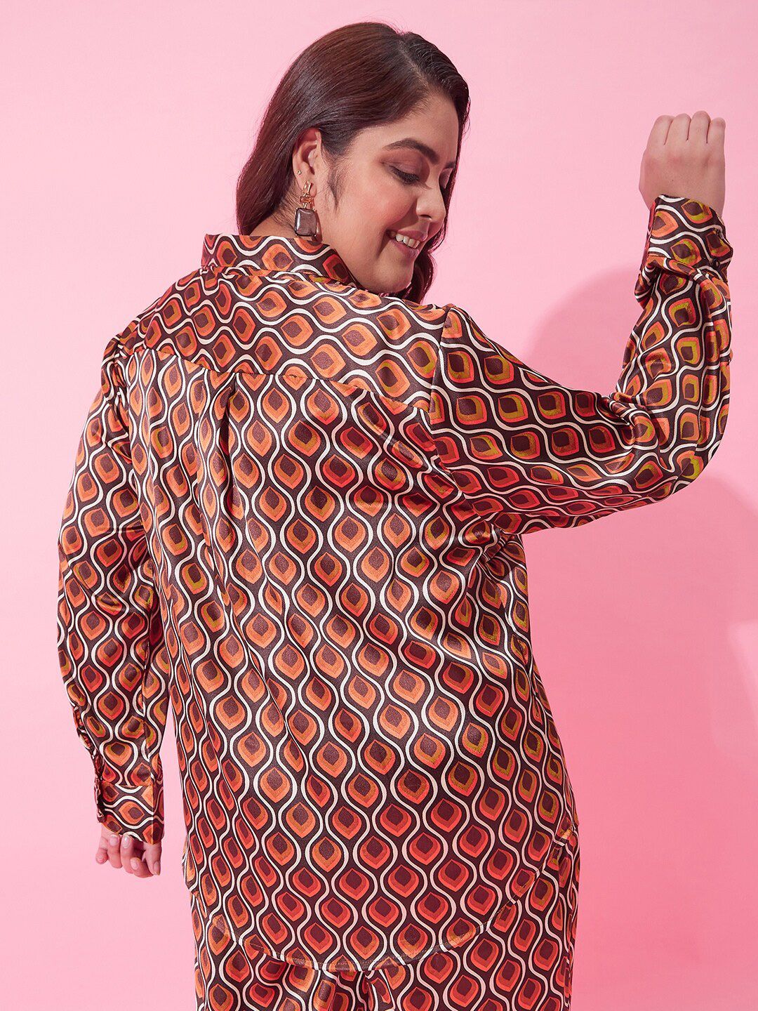 CURVY STREET Women Boxy Printed Casual Shirt