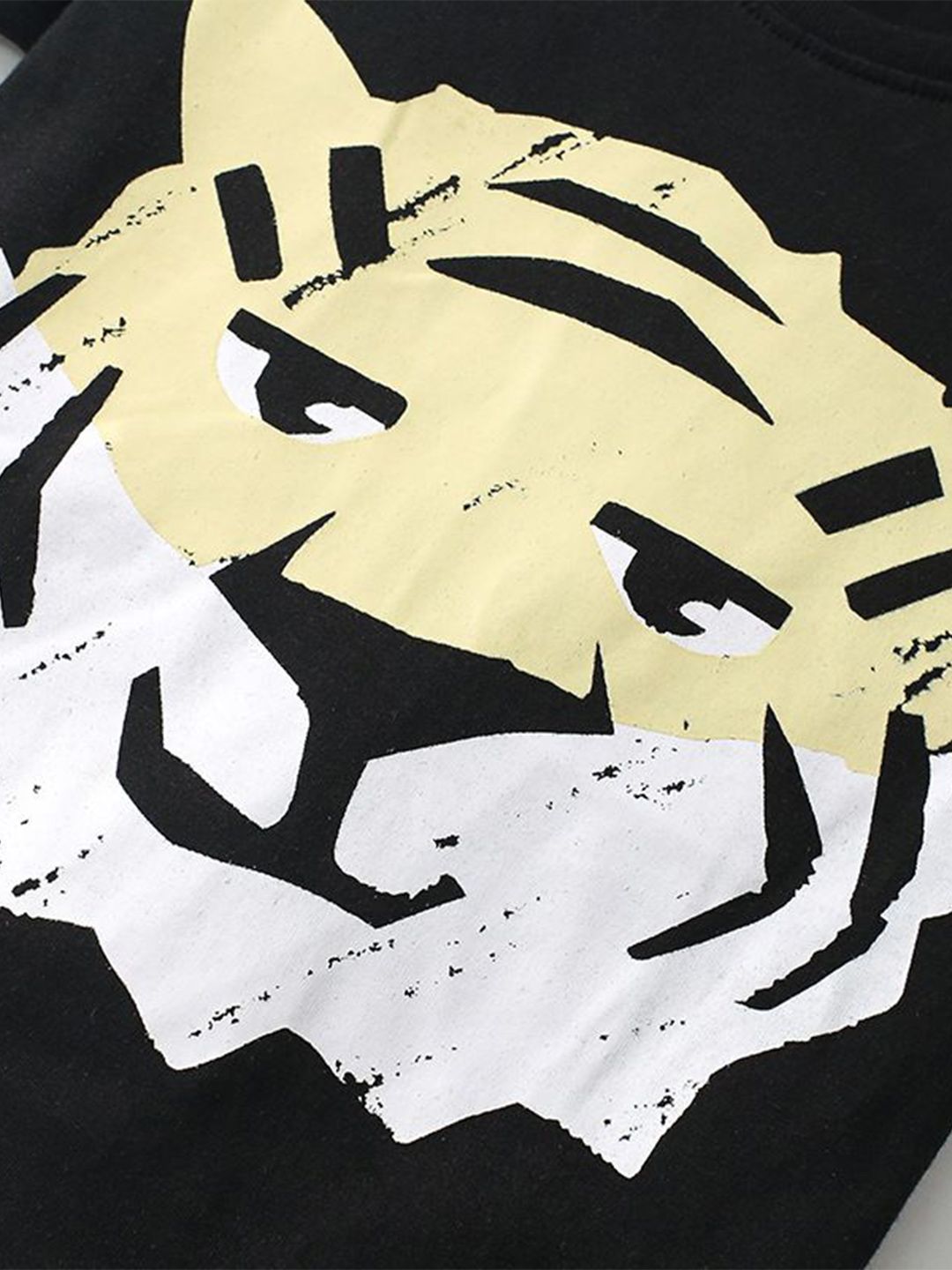 YK Boys Printed T-shirt with Shorts