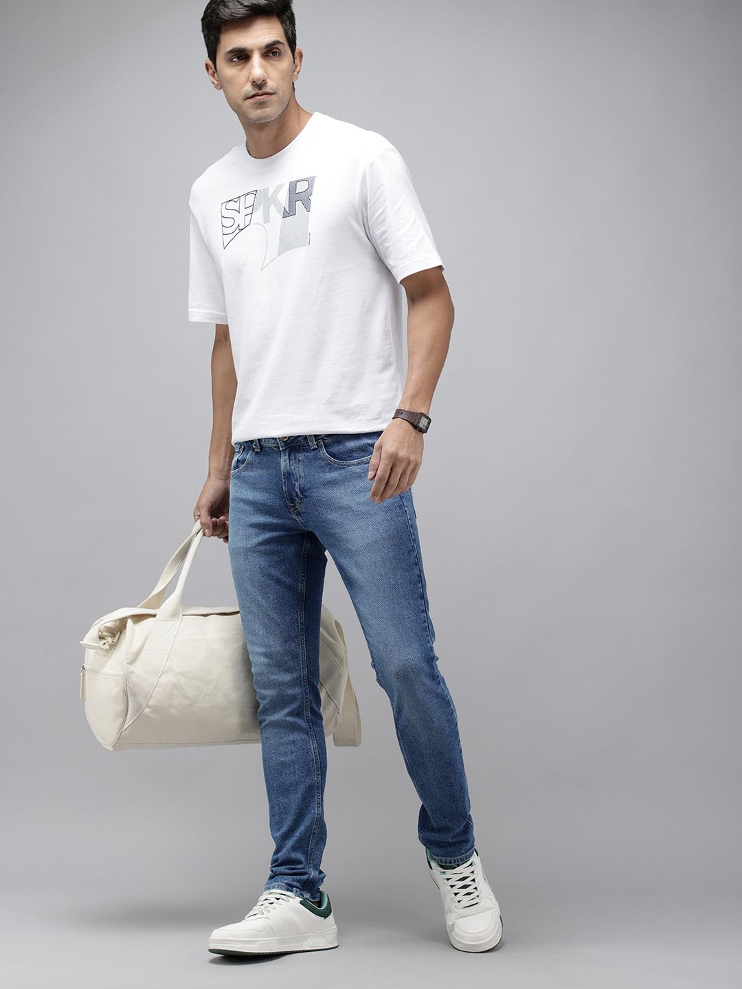 SPYKAR Men Slim Fit Low-Rise Heavy Fade Stretchable Jeans