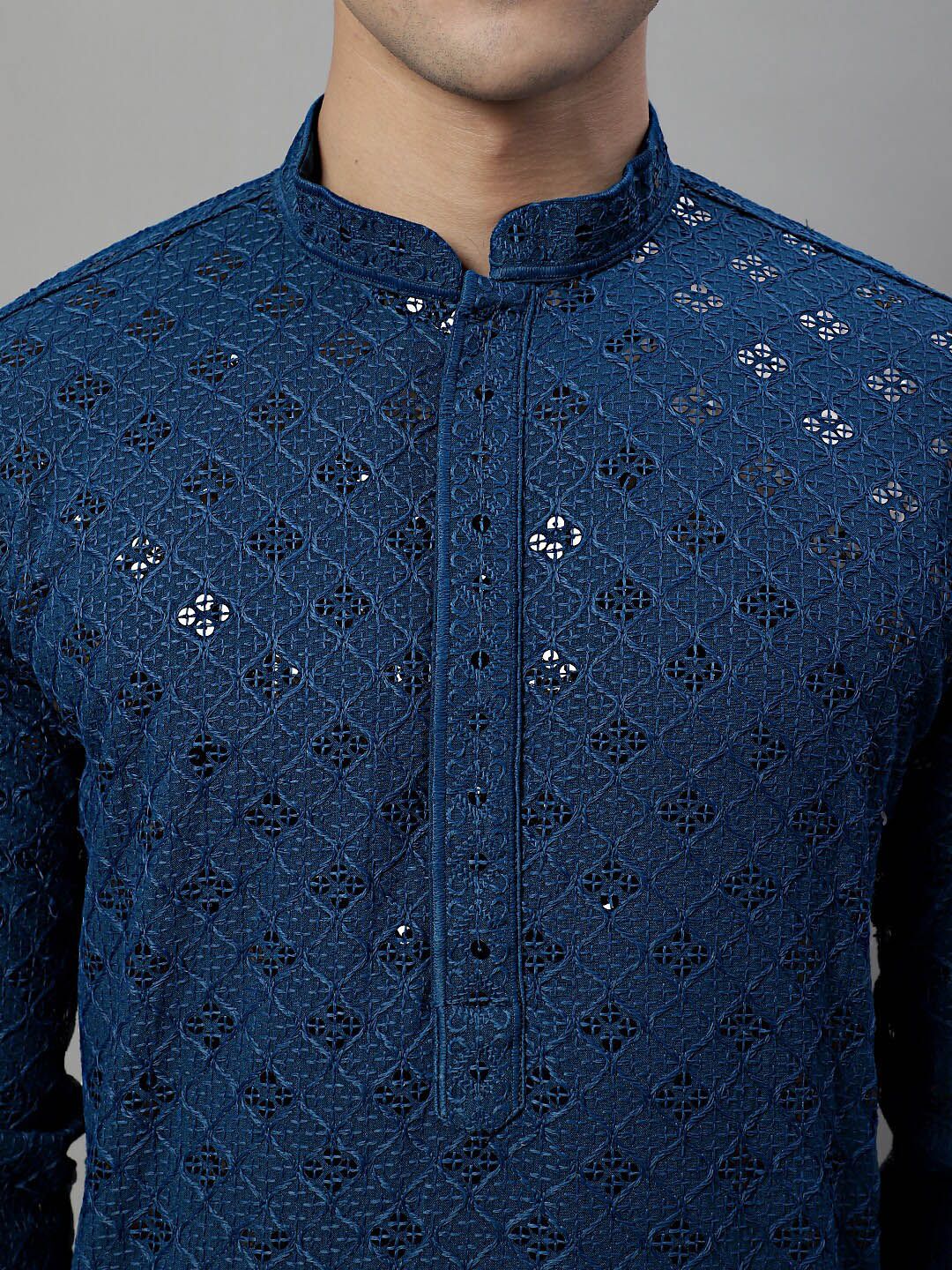 Jompers Mandarin Collar Ethnic Motifs Embroidered Chikankari Kurta
