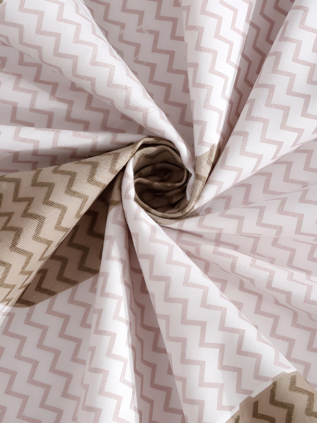 KLOTTHE Brown & White Abstract Printed 300TC Super King Bedsheet With 2 Pillow Covers