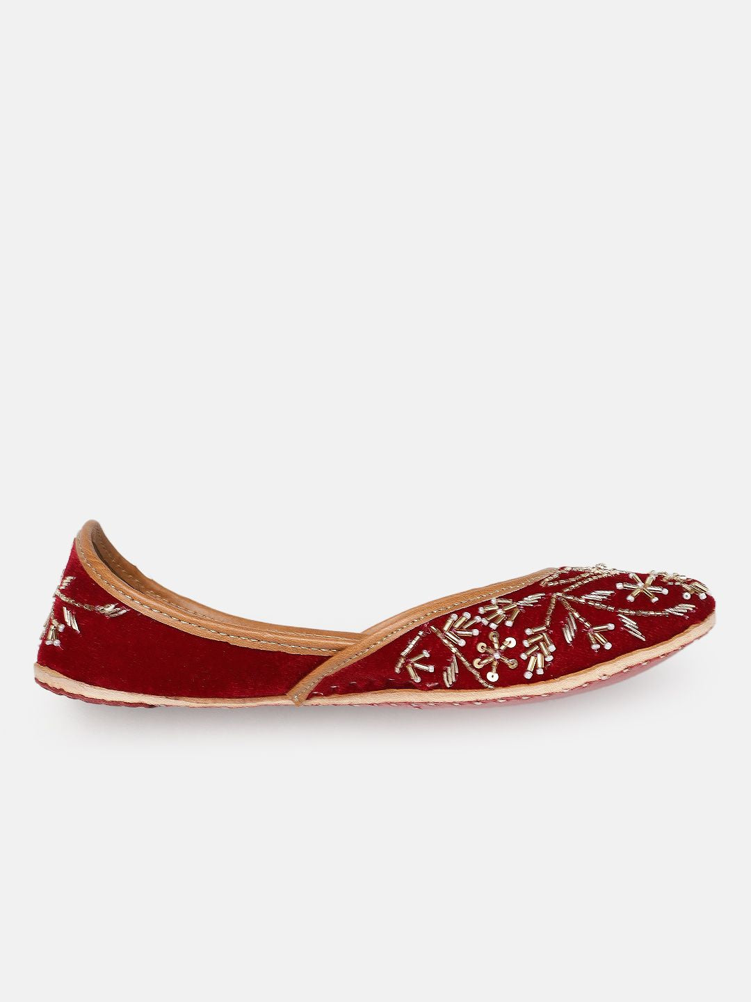 House of Pataudi Women Embellished Ethnic Mojaris