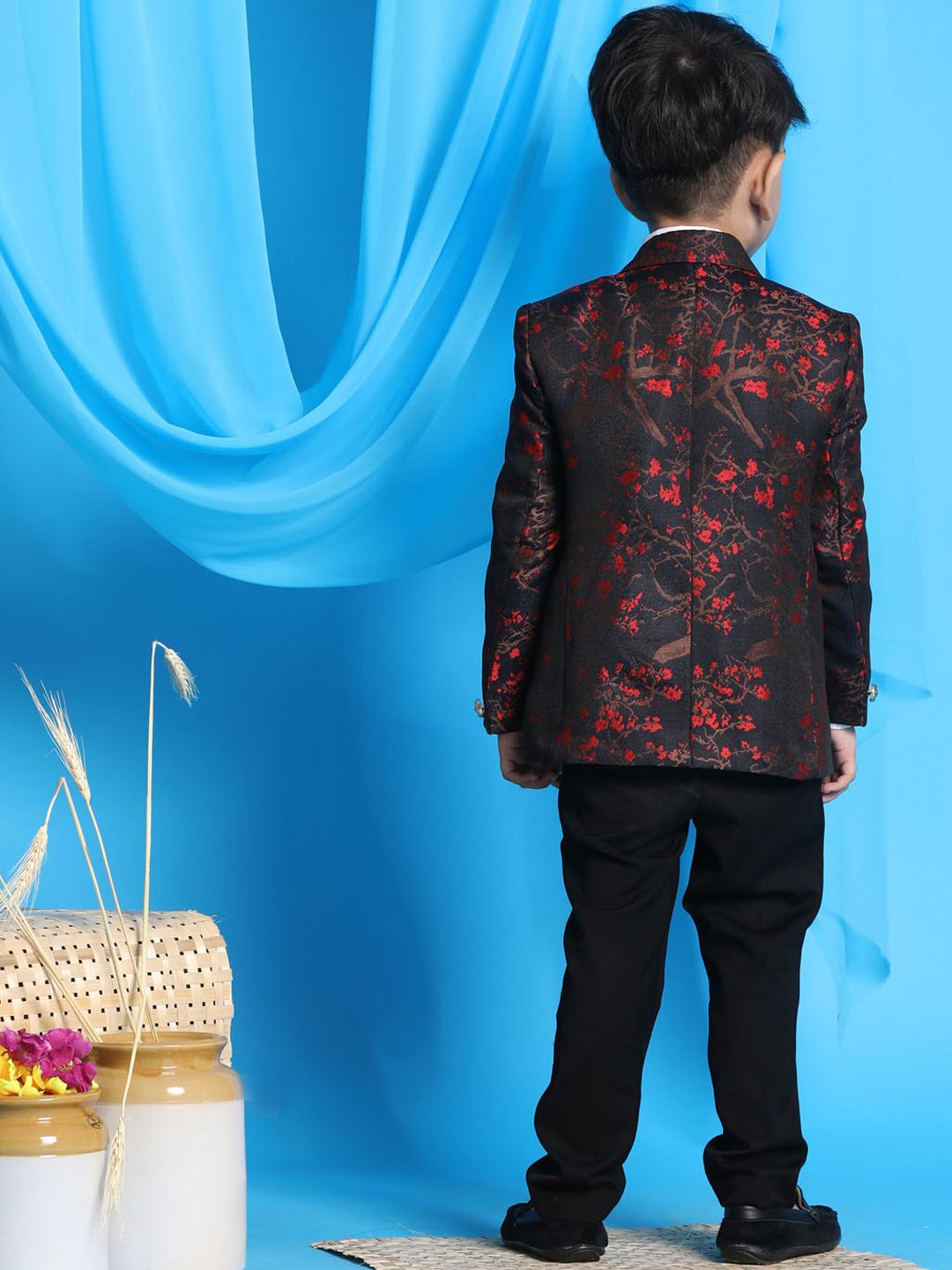 VASTRAMAY Boys Self Design Single Breasted Jaquared Blazer