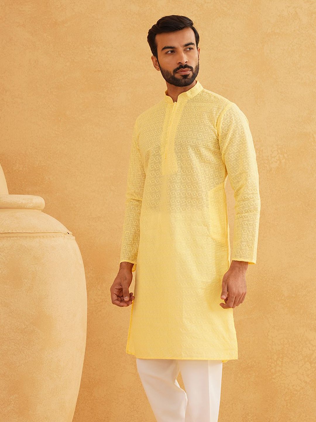 SOJANYA Floral Embroidered Mandarin Collar Pure Cotton Kurta