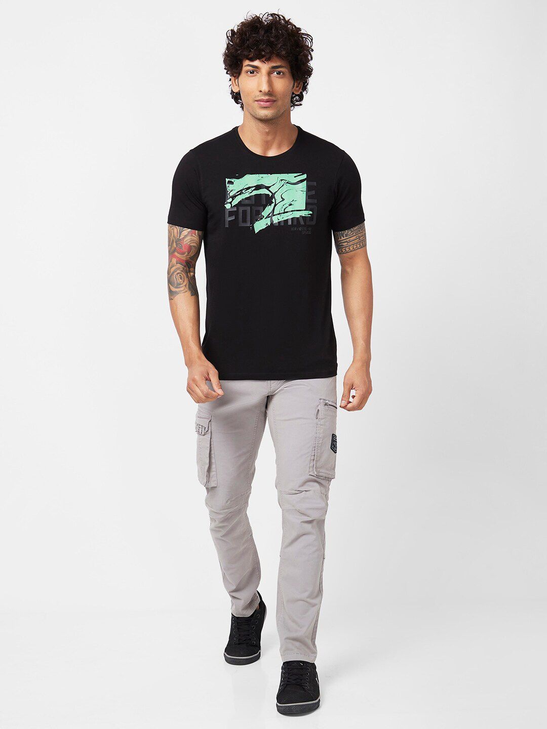 SPYKAR Graphic Printed Slim Fit Cotton T-Shirt