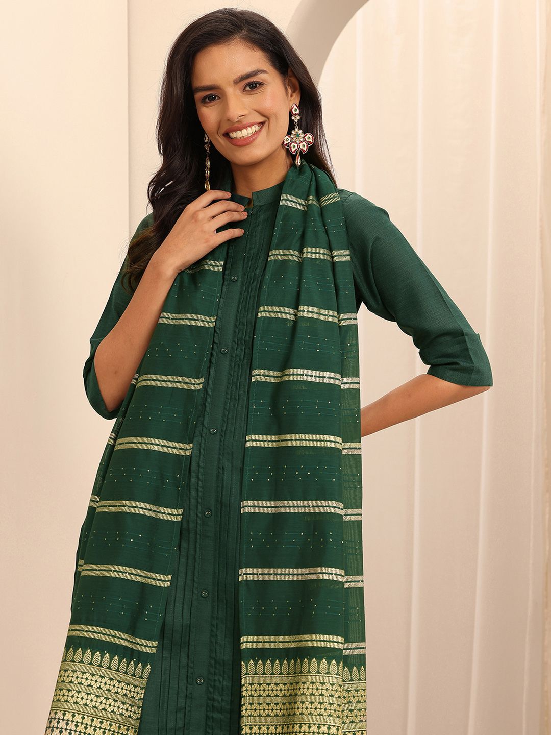 Libas Mandarin Collar Pleated Straight Kurta With Trousers & Dupatta