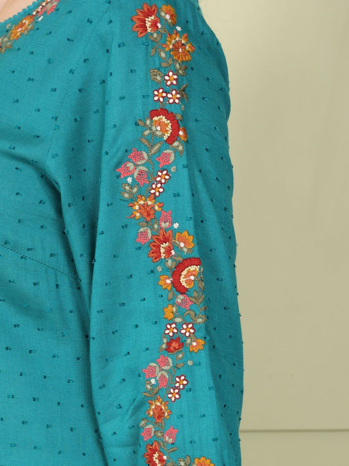 W Women Striped Flared Sleeves Sequinned Kurta