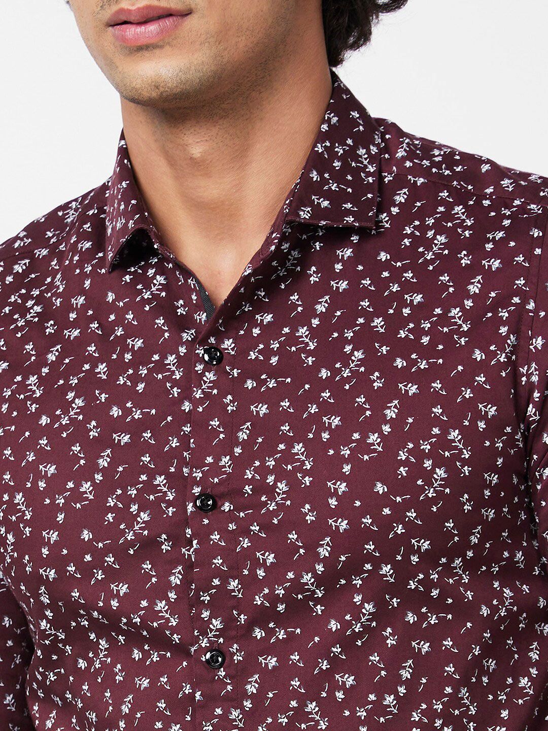 SPYKAR Slim Fit Floral Printed Opaque Satin Casual Shirt
