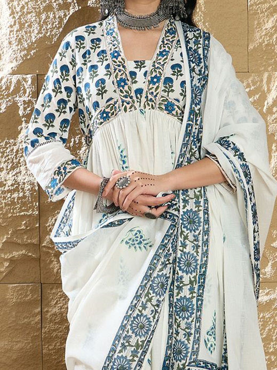 Indo Era Women Printed Empire Pure Cotton Kurta with Trousers & With Dupatta