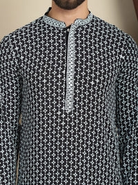 Anouk Geometric Printed Mandarin Collar Lengan Panjang Cotton Thread Work Kurta