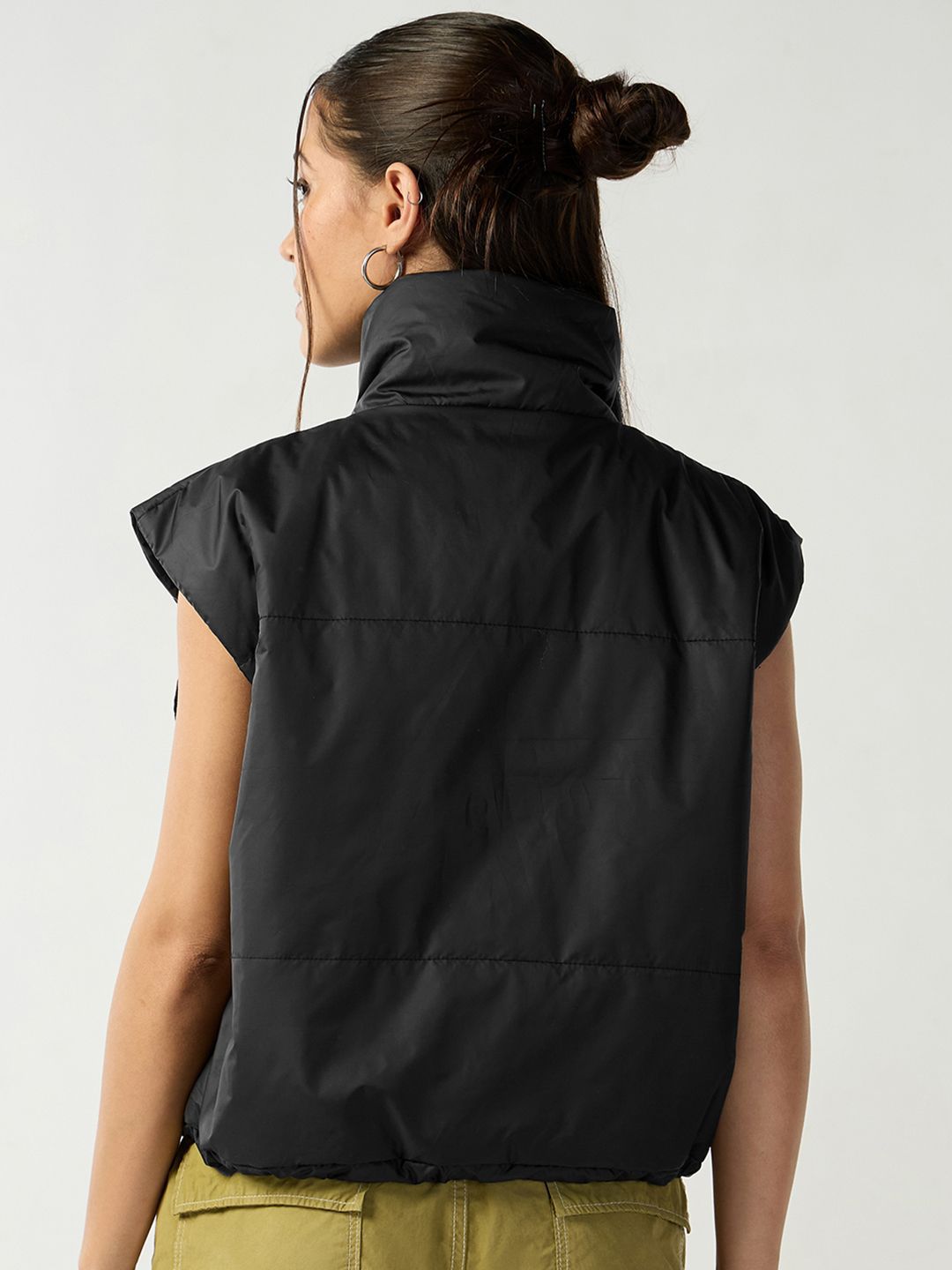Bewakoof Women Black Oversized Gilet Jacket