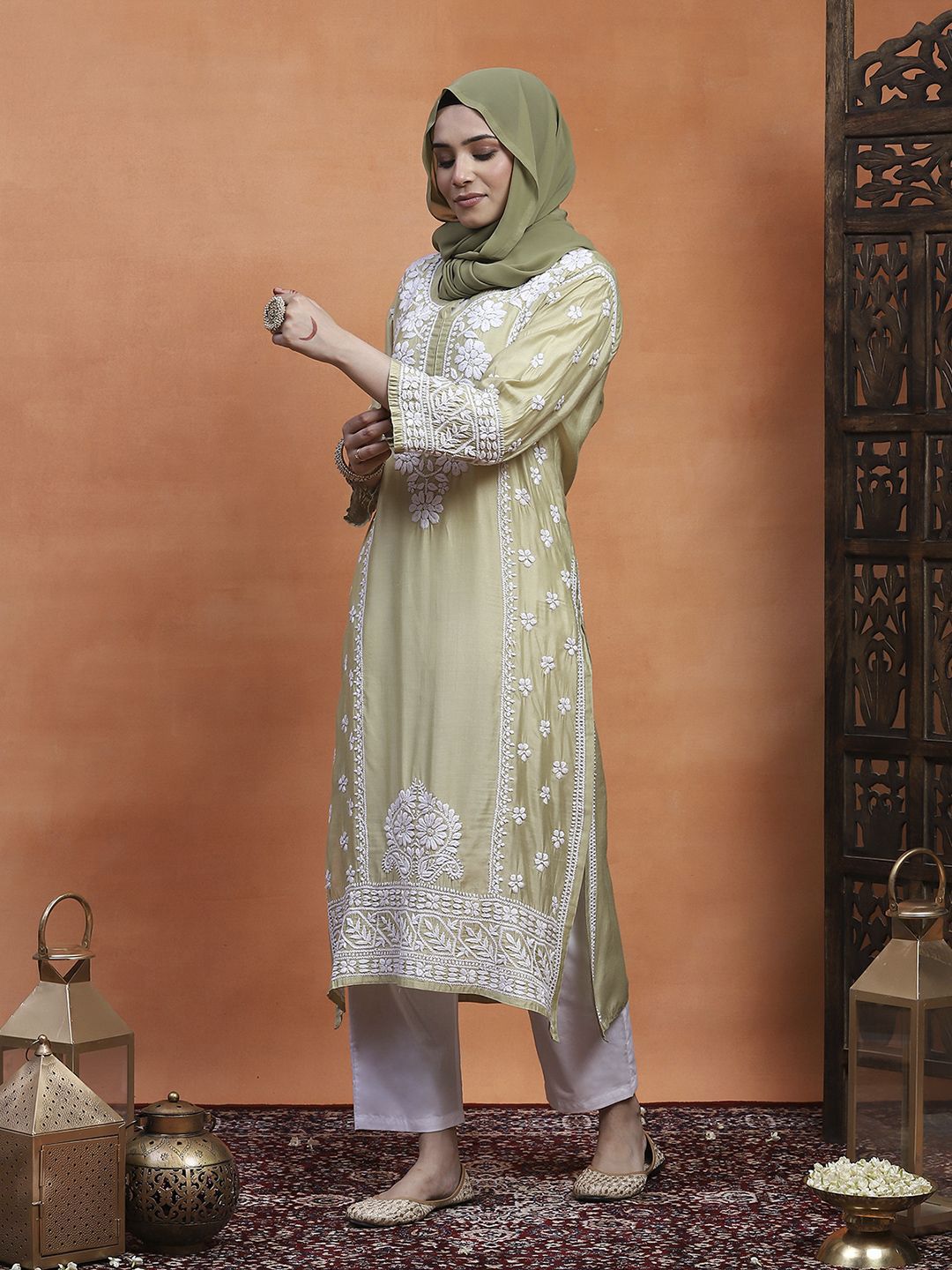 Rumah Wanita Chikankari Kurta Bersulam Chanderi Chikankari Hijau Muda
