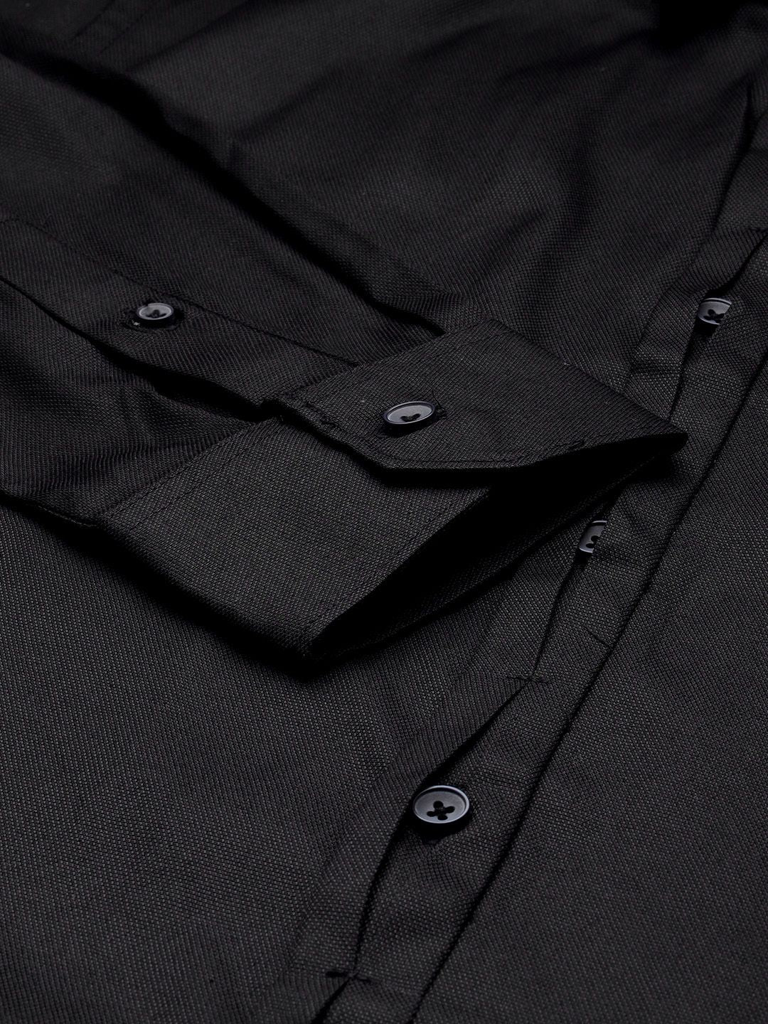 The Indian Garage Co. X Luxe Men Slim Fit Opaque Formal Shirt