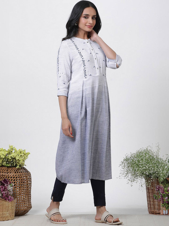W Women Ethnic Motifs Striped Regular Thread Work Pure Cotton Kurta With Trousers