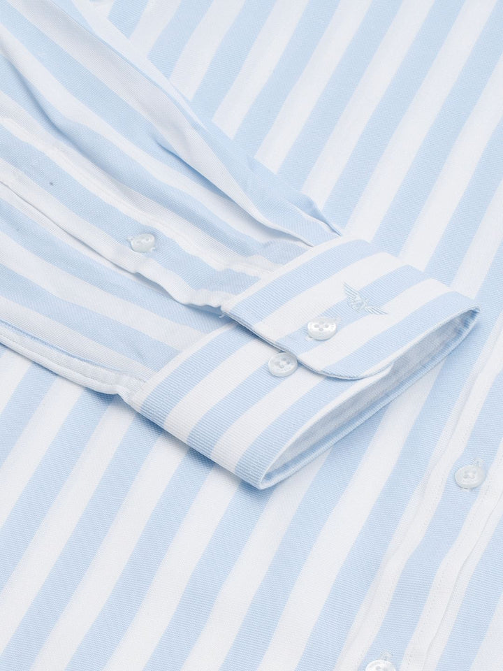 Park Avenue Men Blue & White Slim Fit Striped Formal Shirt