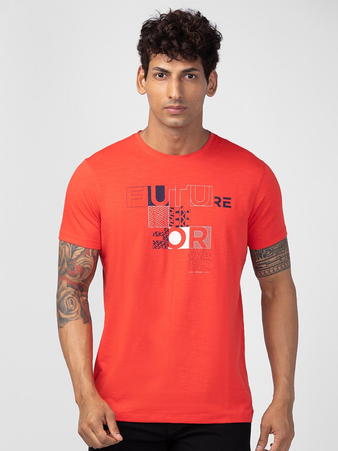 SPYKAR Men Typography Printed Slim Fit T-shirt