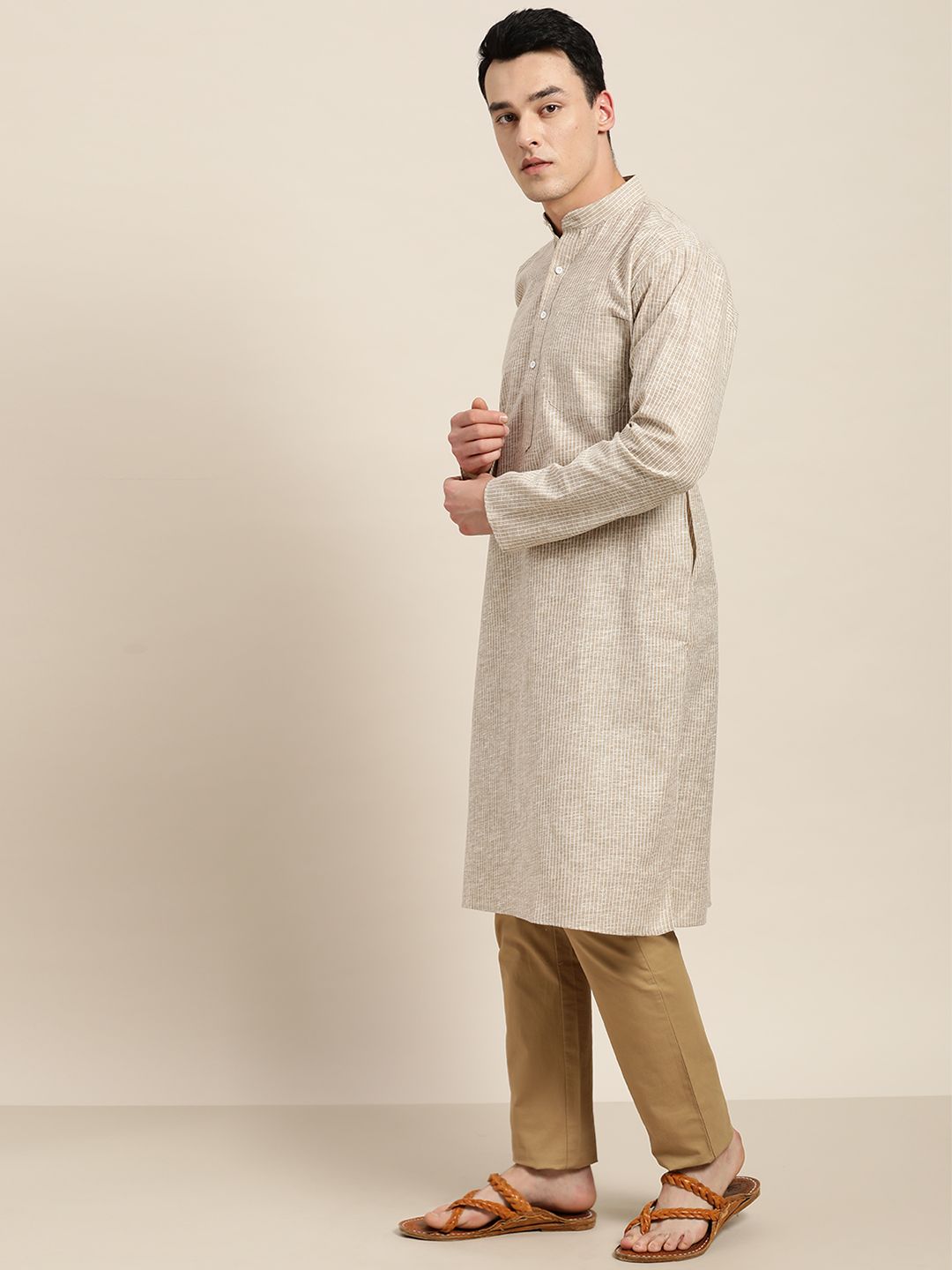 SOJANYA Men Beige & White Striped Straight Kurta