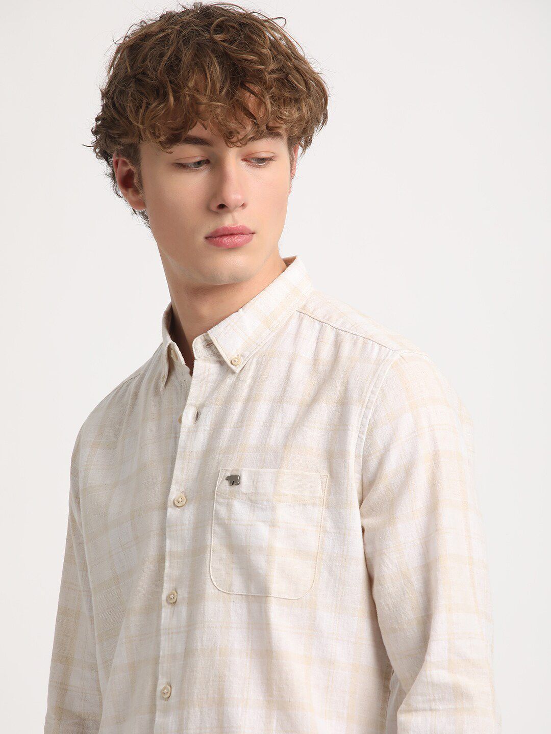 THE BEAR HOUSE Slim Fit Checked Cotton Linen Casual Shirt
