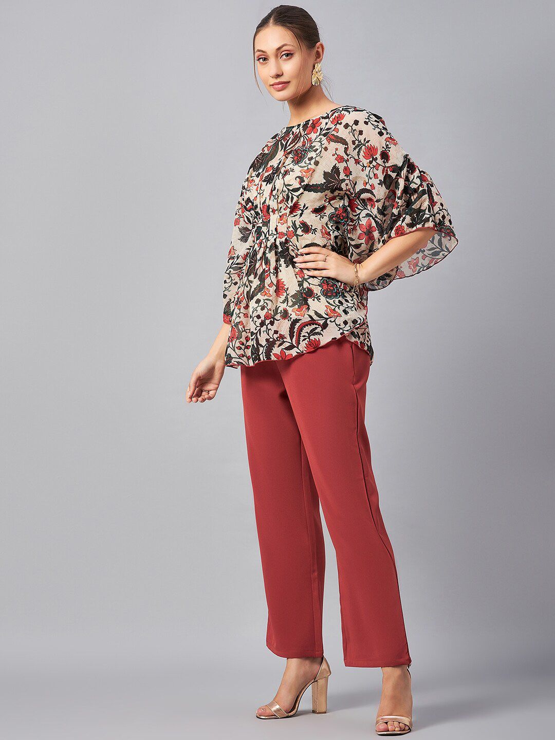 Antheaa Floral Printed Boat Neck Tunic With Trousers