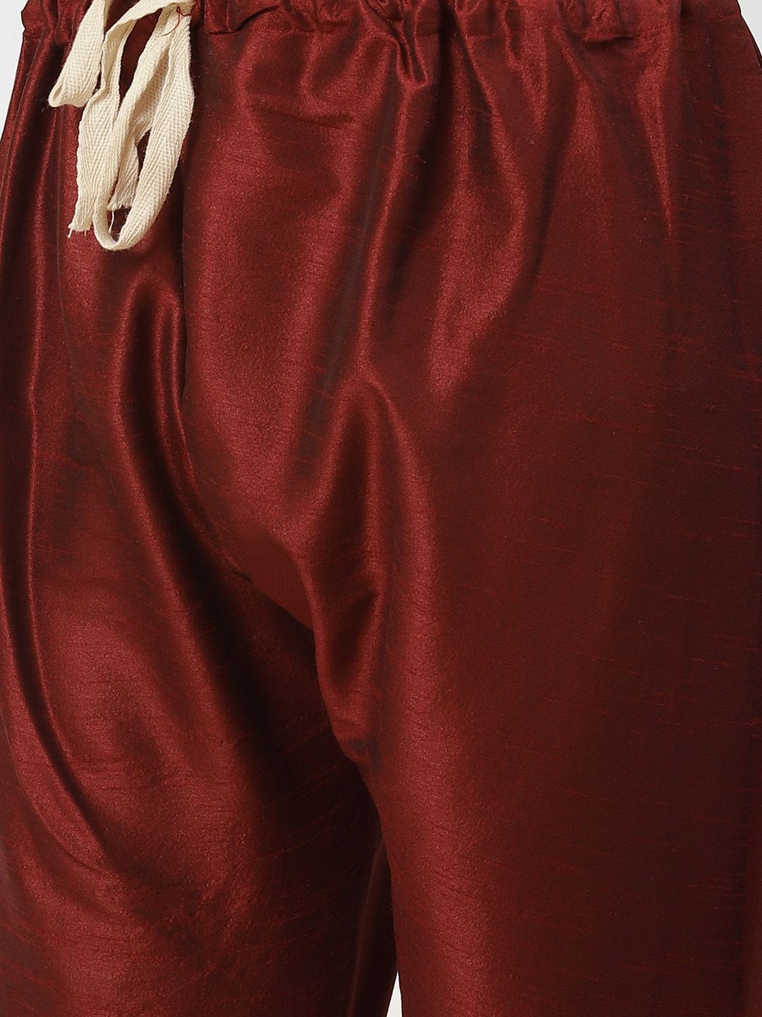 SOJANYA Men Maroon Solid Kurta with Churidar & Ethnic Jacket