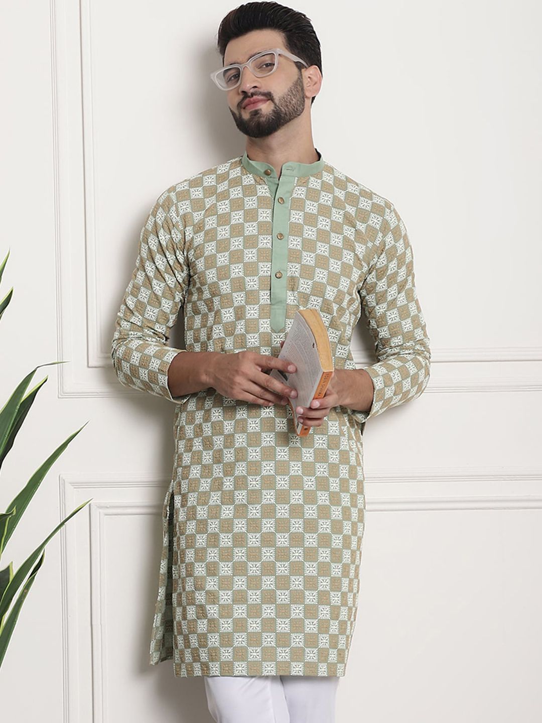 SOJANYA Ethnic Motifs Embroidered Thread Work Cotton Straight Kurta