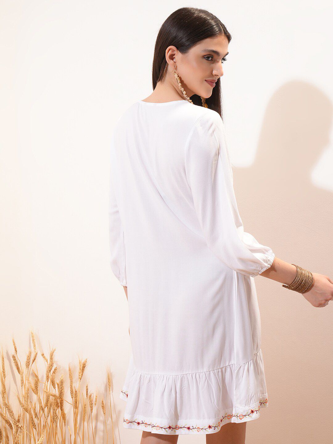 Vishudh White Floral Printed Tie-Up Neck Puff Sleeve Fit & Flare Dress