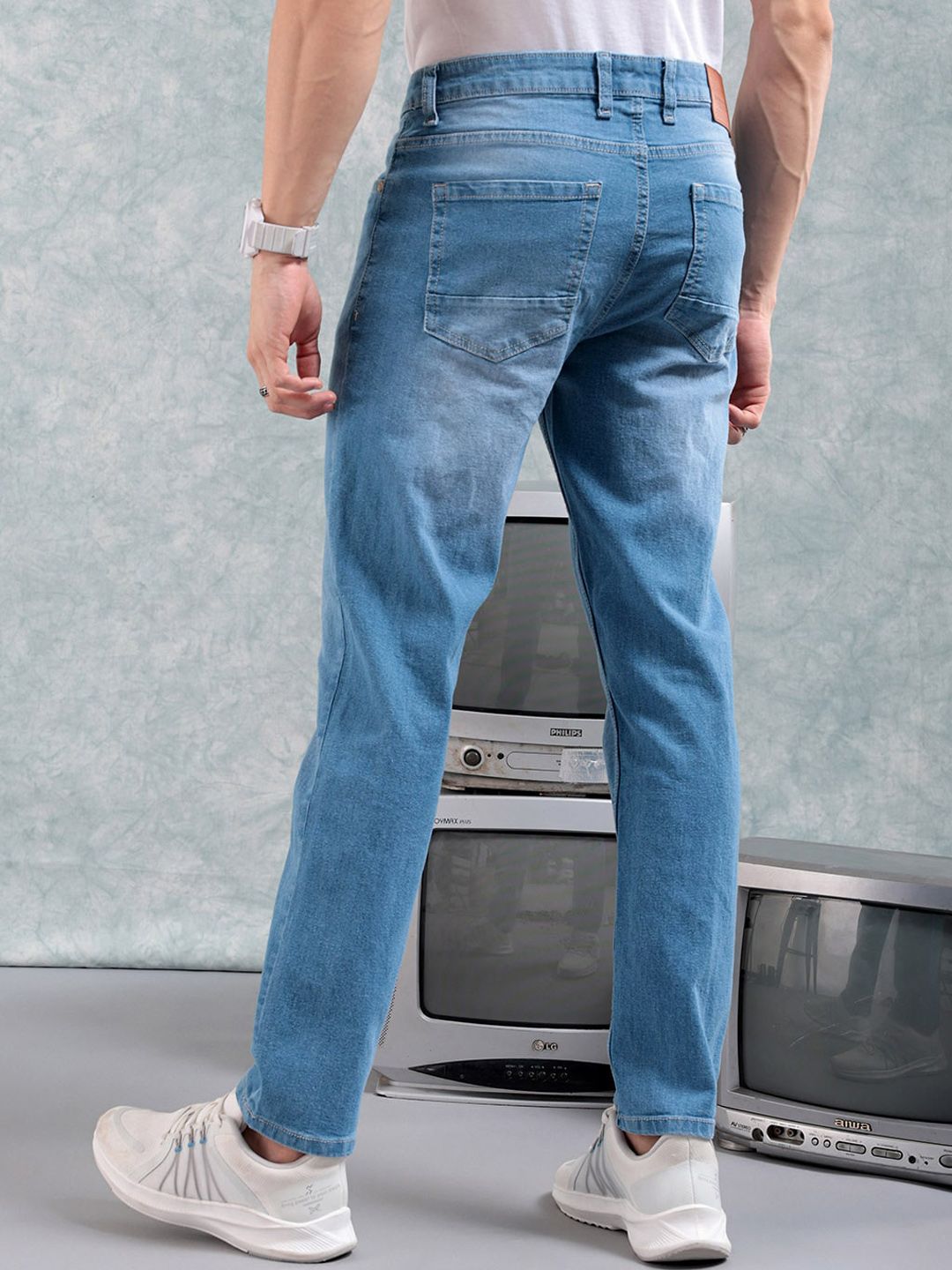 The Indian Garage Co Men Slim Fit Light Fade Jeans