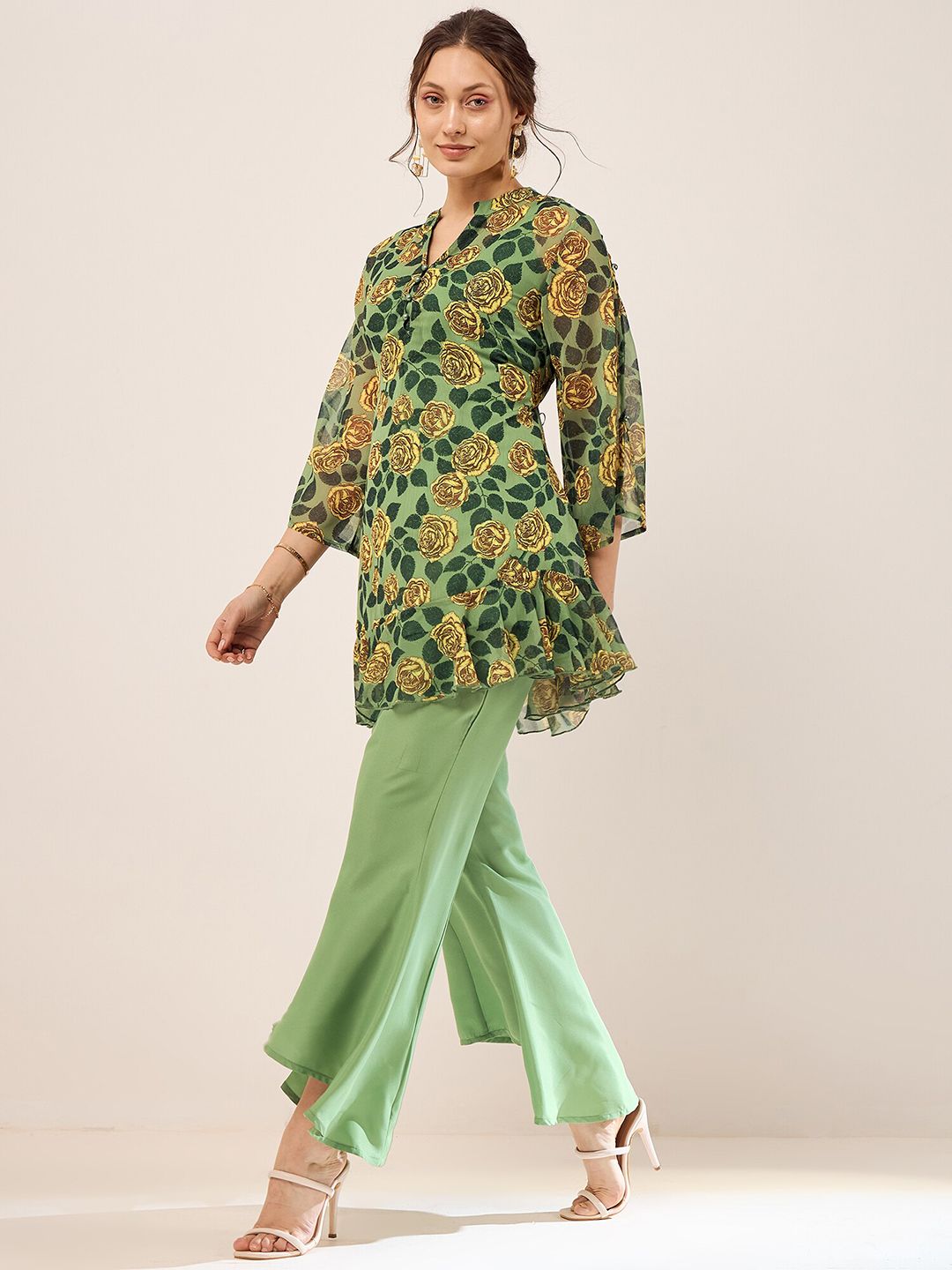 Antheaa Green Floral Printed Mandarin Collar Flared Sleeves Co-Ords