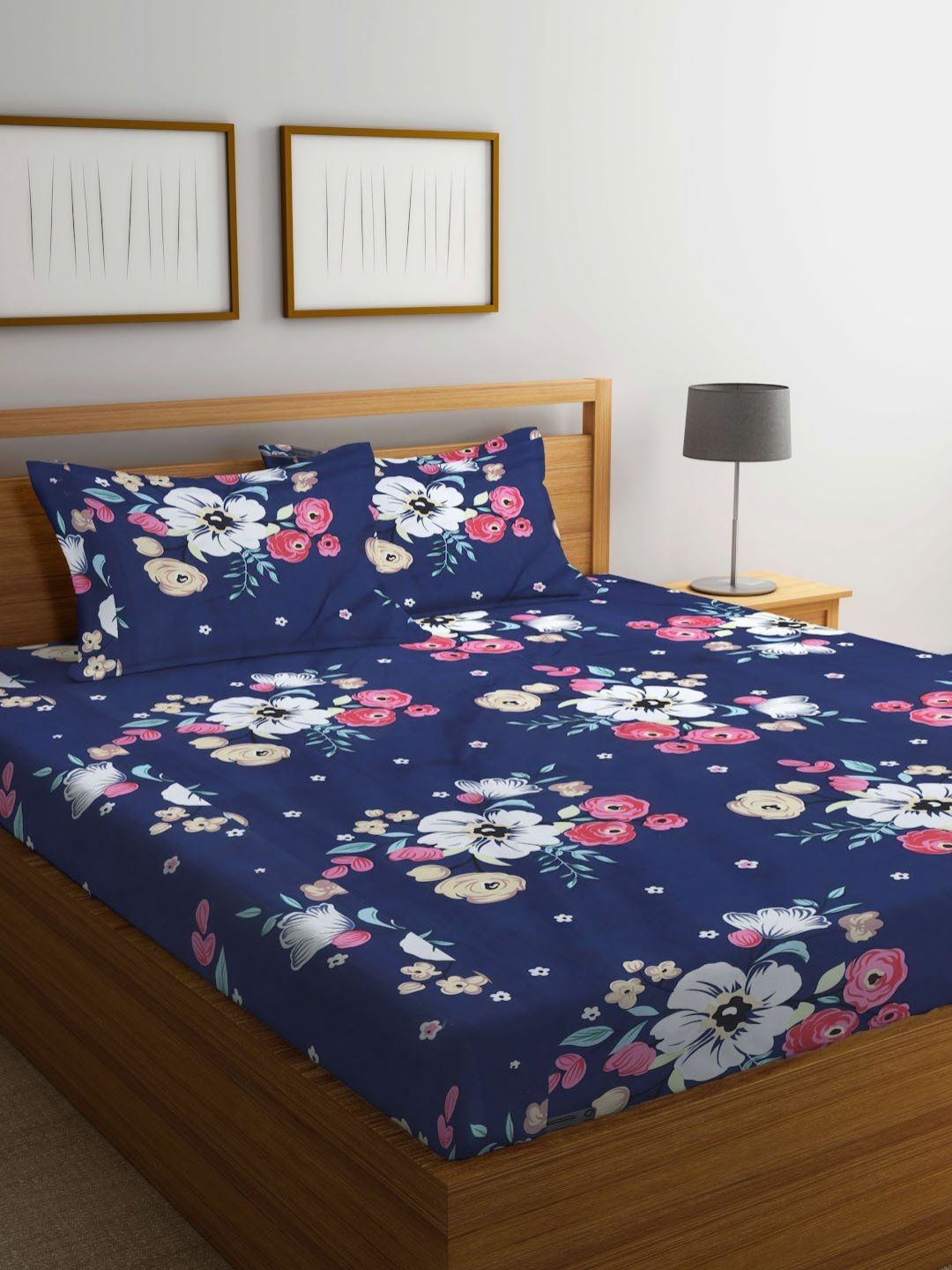 Myntra Elegant Homes Biru Laut Policotton Bunga 300 TC Dilengkapi Cadar King Halus dengan 2 Sarung Bantal-98 x 87 inci