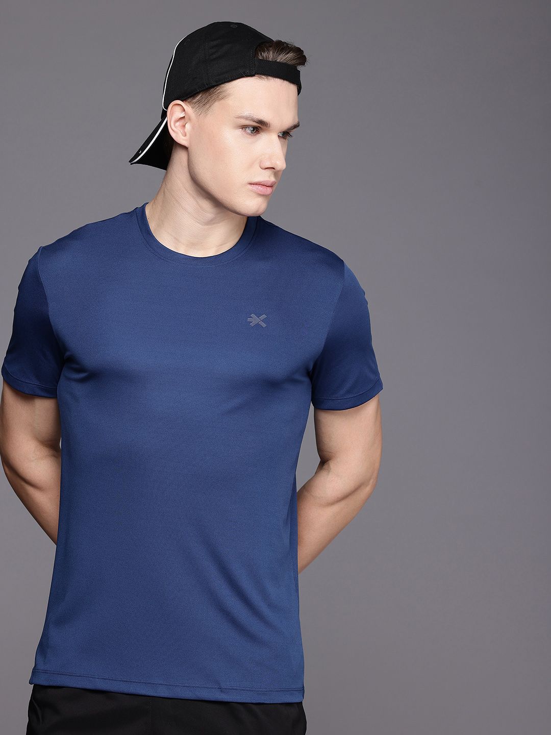 HRX by Hrithik Roshan PERFORMANCEBONDED Rapid-Dry Training or Gym Sports T-shirt