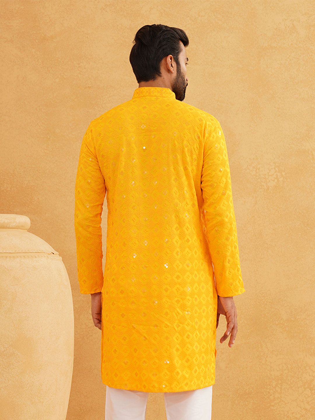 SOJANYA Embroidered Mandarin Collar Long Sleeves Straight Kurta