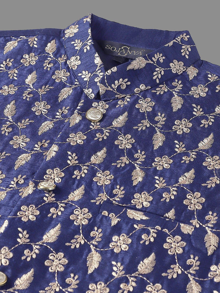 SOJANYA Motif Etnik Bersulam Kurta Kapas Tulen Labuci dengan Piyama & Jaket Nehru