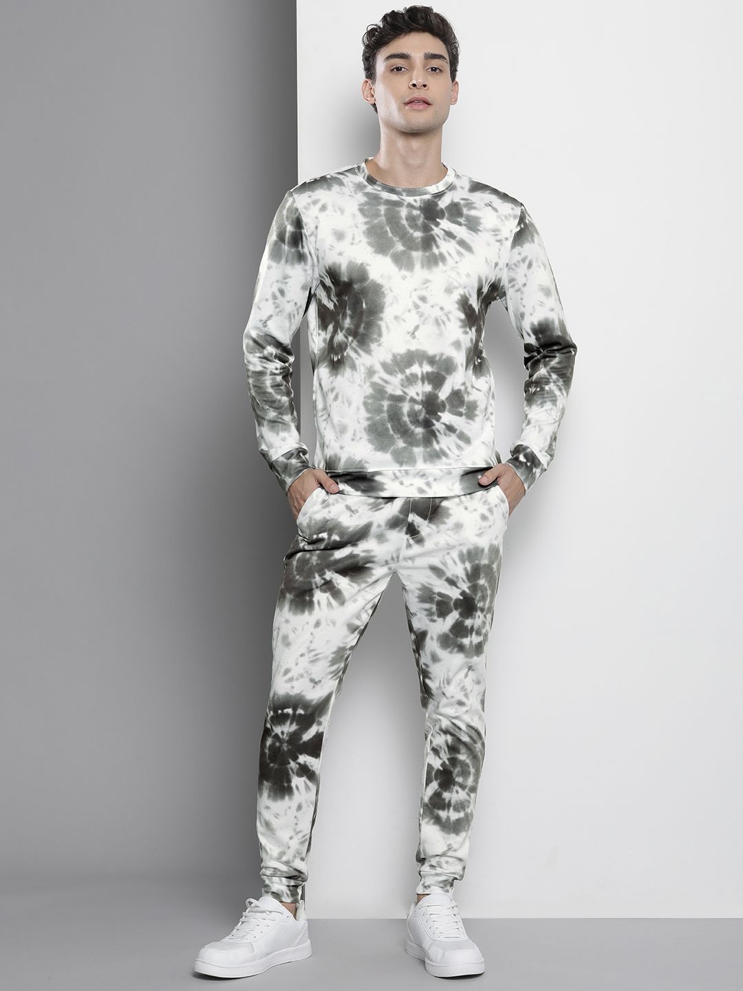 The Indian Garage Co Men Off-White & Charcoal Grey Dyed Sweatshirt & Joggers Set