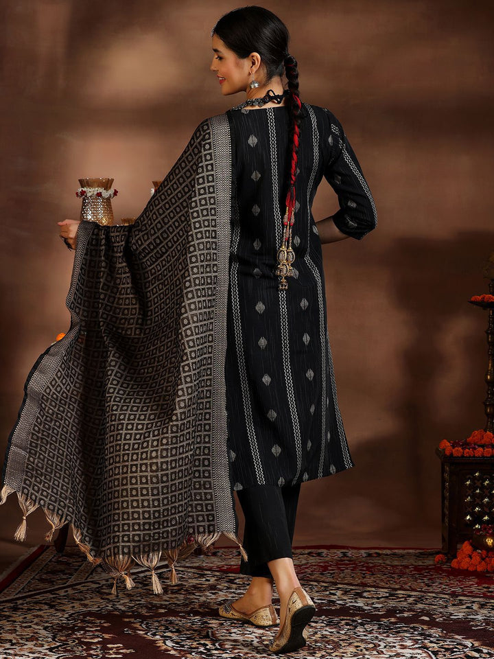 Libas Women Ethnic Motifs Regular Thread Work Kurta with Trousers & With Dupatta