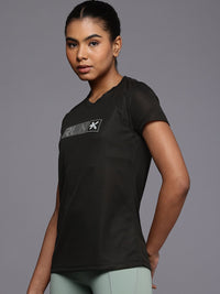 HRX by Hrithik Roshan Self Design Rapid-Dry Antimicrobial Running T-shirt