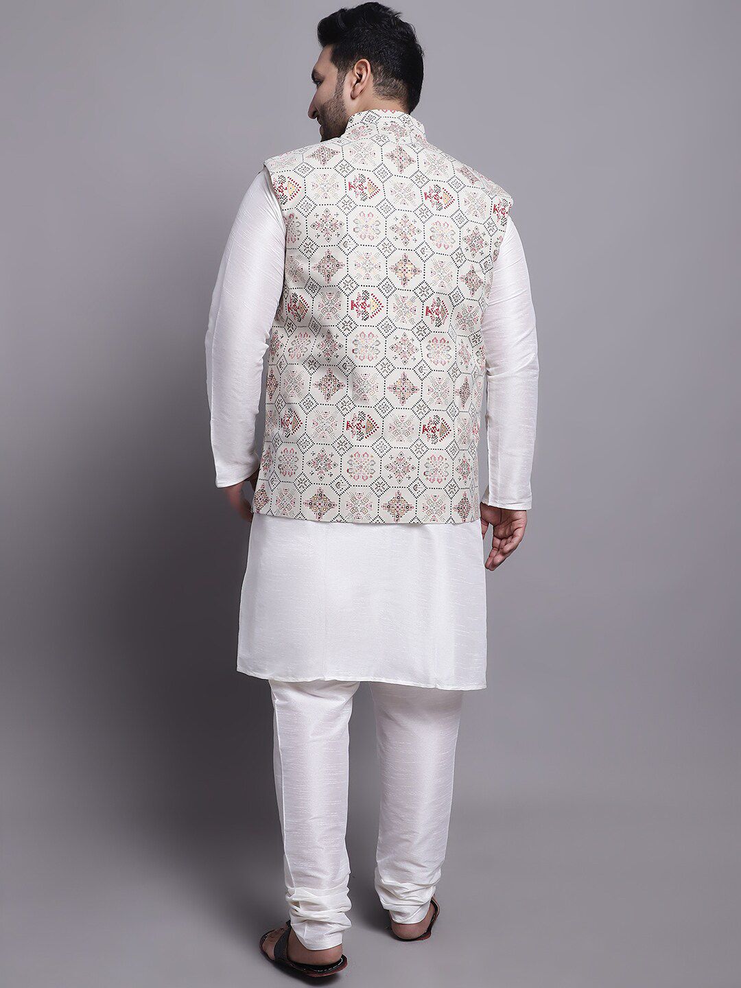 SOJANYA PLUS Regular Silk Kurta with Churidar & Nehrujacket