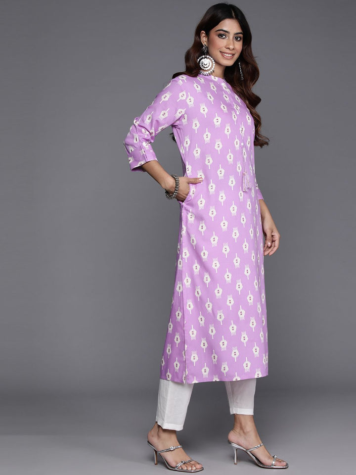 Indo Era Women Printed Pastels Kurta